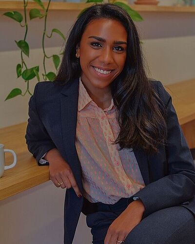 Jeg anvender dagligt den generelle forståelse opnået fra kandidatuddannelsen.