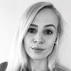 Foto af Trine Ravnborg med link til artikel